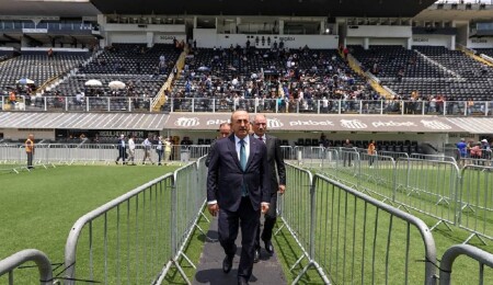 Mevlüt Çavuşoğlu, Pele'nin cenaze törenine katıldı
