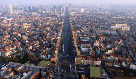 Brüksel'de 600 günü geçen krizin ardından bölgesel hükümet kuruldu