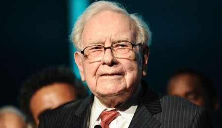 Milyarder yatırımcı Warren Buffett bankacılık krizi için Biden yönetimiyle görüşüyor
