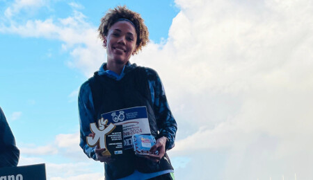 Yüksek atlamada elit atletimiz Buse Savaşkan, İspanya’da birinci oldu