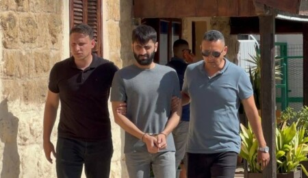 Mevlevi’de polisi darbeden ve araçtan düşmesine neden olan Cemal Ressan’a 3 yıl hapis cezası!