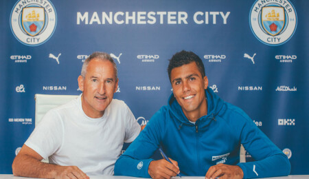 Manchester City, Rodri ile sözleşme yeniledi