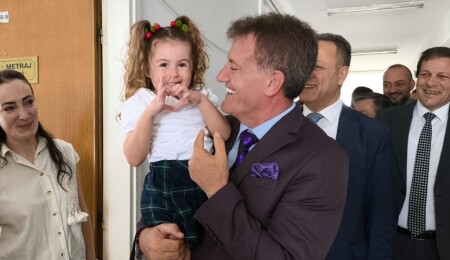 Bayındırlık ve Ulaştırma Bakanı Arıklı, Bakanlık personelleriyle Kurban Bayramı’nı kutladı