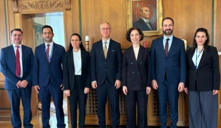 Meclis AKPA Heyeti Strasburg’da: Mülkiyet ve TMK konuları gündeme taşındı