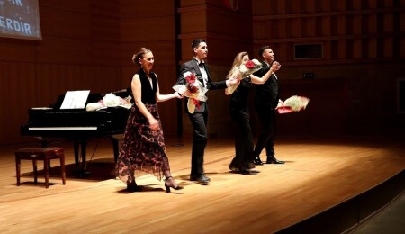 Çanakkale Zaferi'nin 110. yıl anısına gerçekleşen “Çanakkale Geçilmez” konseri tamamlandı