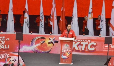 Türkiye Sanayi ve Teknoloji Bakanı Kacır: Teknoloji çağında haksız izolasyonlar anlamsız