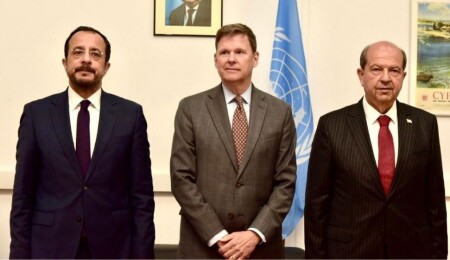 Liderlerin görüşmesi Rum basınında: Temel konularda hiçbir ilerleme yok