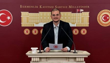 Liberal Demokrasi Hareketi TBMM’yi ziyaret etti: Gençlik sorunları ele alındı