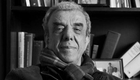 Ünlü yönetmen Ali Özgentürk hayatını kaybetti