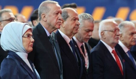 AK Parti 8. Olağan Büyük Kongresi: Türkiye-KKTC iş birliği vurgulandı