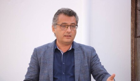Tufan Erhürman: Ekmekte yapıldığı gibi bu kez de kuzu etinde ilgili taraflarla istişare süreci doğru yönetilmedi