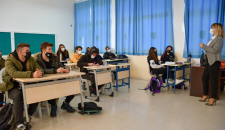 DAÜ ve MAKAMER iş birliğinde dijital şiddet, siber zorbalık ve korunma yöntemleri semineri yapıldı