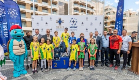 Merit, sosyal sorumluluk projelerine tamgaz devam ediyor