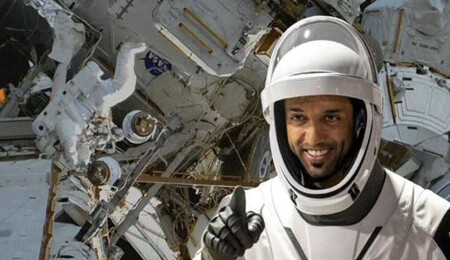 Uzaya giden ilk Arap astronot olan Sultan Niyadi, BAE'de bakan olarak atandı