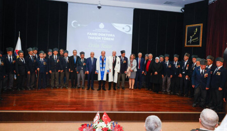 Cumhurbaşkanı Tatar’a Sütçü İmam Üniversitesi’nde fahri doktora ünvanı takdim edildi