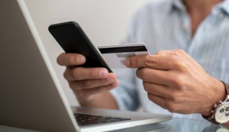 Güney Kıbrıs'ta kendisini bankacı gibi tanıtan şahıs, 750 bin Euro’luk vurgun yaptı