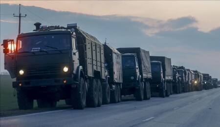 Ukrayna'nın Donbas bölgesi istikametinde Rus askeri konvoyu görüldü