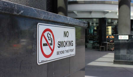 İngiltere parlamentosu 'dünyanın en sert sigara yasaklarından' birini oylayacak