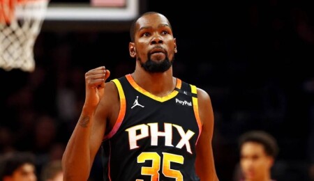 Kevin Durant tarihe geçti: NBA'de 30 bin sayı barajını geçen 8. oyuncu oldu