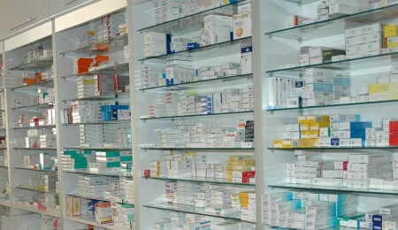 Eczanelerin çalışma saatleri düzenlendi