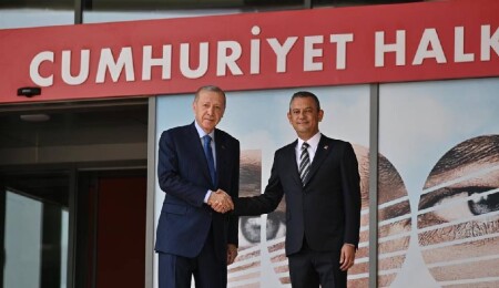 Türkiye Cumhurbaşkanı Erdoğan’dan CHP’ye 18 yıl sonra ziyaret