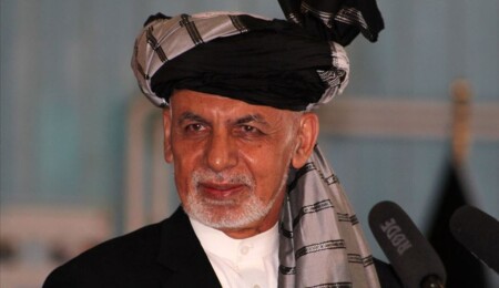 Afganistan Devlet Başkanı Eşref Gani ülkeyi terketti