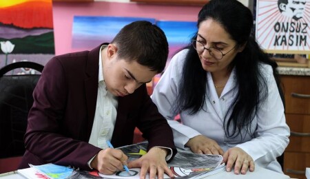 Down sendromlu Eren iki kez lösemiyi yendi