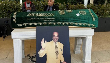 Sunucu Erkan Yolaç son yolculuğuna uğurlandı