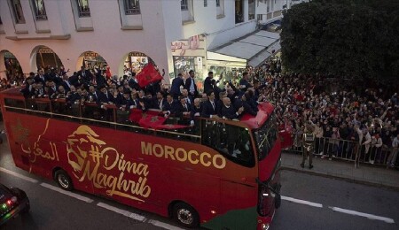 Faslılar milli takımlarını başkent Rabat'ta coşkuyla karşıladı