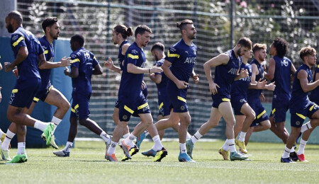 Fenerbahçe, Konyaspor maçı kadrosunu açıkladı