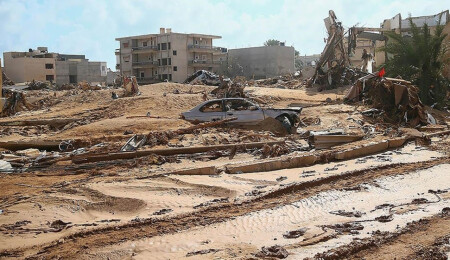 DSÖ, selin vurduğu Libya'da hastalıkların tespiti ve olası salgınların önlenmesine odaklanıyor