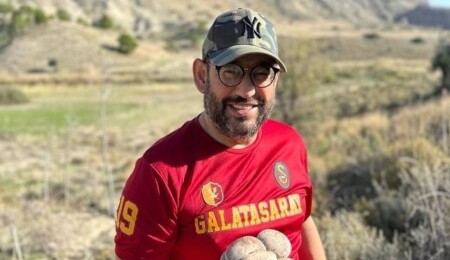 Gazimağusa Fikri Arkıner'e ağlıyor