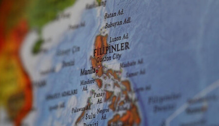 Filipinler'de ayin sırasında patlama oldu: 4 ölü, 50 yaralı