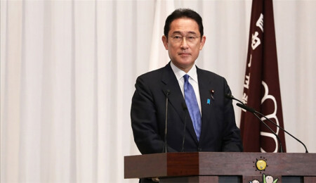 Japonya Başbakanı Kişida, koronavirüse yakalandı