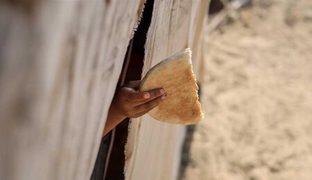 Rapor: Mısır, İsrail'in Refah'taki hamlelerini durdurmak için Gazze müzakerelerini ilerletmeye çalışıyor