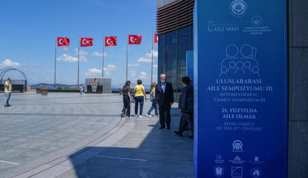 3. Uluslararası Aile Sempozyumunda "Din ve Aile" oturumu düzenlendi