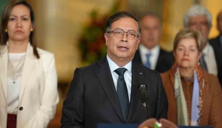 Petro: Her şey Filistinli çocukların bombalanmasıyla başladı