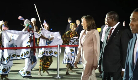 Trump, Kamala Harris'in dış görünüşüyle dalga geçti