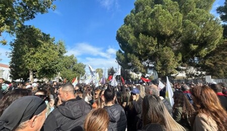 Sendikalar grevi Meclis önüne taşıyor