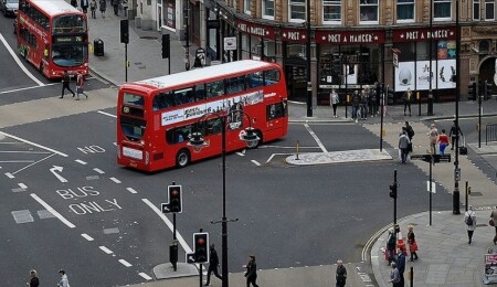 İngiltere'de yeni soğuk hava dalgasının "kar ve buzlanmaya" yol açacağı uyarısı yapıldı