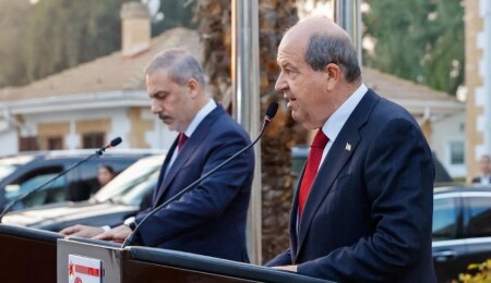 Ersin Tatar: Federasyon temelinde bir çözüm seçenek olamaz