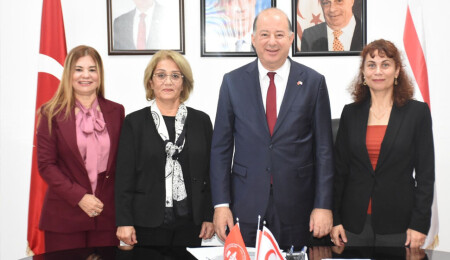 Dinçyürek: Engelli bireylerin ve yaşlıların sağlığa erişimini kolaylaştırmak için hızlı adımlar atmaya kararlıyız