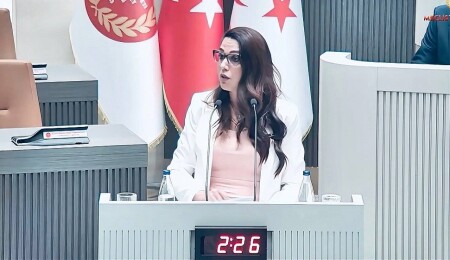 Fide Kürşat: Kamu maliyesi çökmüş; Borç üretime değil, faiz ve maaşa gidiyor