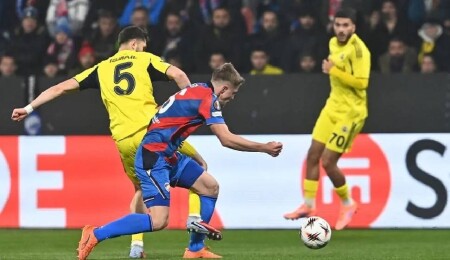 Son dakika kararı damga vurdu: Fenerbahçe Çekya'dan 1 puanla döndü