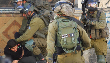 Filistin Esirler Cemiyeti: İsrail 7 yılda 9 bin 300'den fazla çocuğu gözaltına aldı