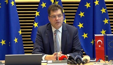 AB Komisyonu üyesi Lenarcic: AB, benzeri görülmemiş felaket karşısında desteği daha da artırmaya kararlı