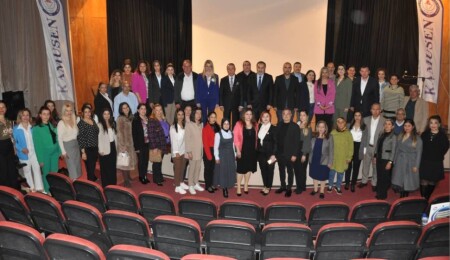 KAMUSEN’in “Kamusal Yaşamda Protokol ve Davranış Kuralları” semineri sona erdi