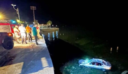 Alkollü sürücü bankta oturanlara çarpıp, denize düştü: 1 kişi hayatını kaybetti!