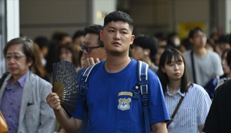 Japonya'da mayıs-eylül döneminde sıcak çarpmasından hastanelik olanların sayısı ilk kez 100 bini geçti
