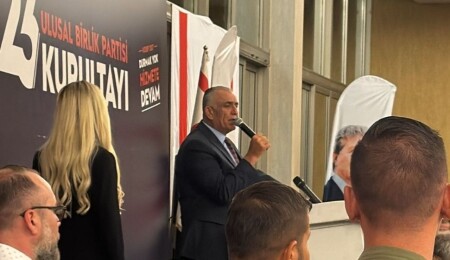 Nazım Çavuşoğlu'ndan istikrar vurgusu, Ünal Üstel'e destek
